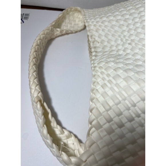 Ah.dorned Elegant Cream Woven Tote Bag - Picture 6 of 14